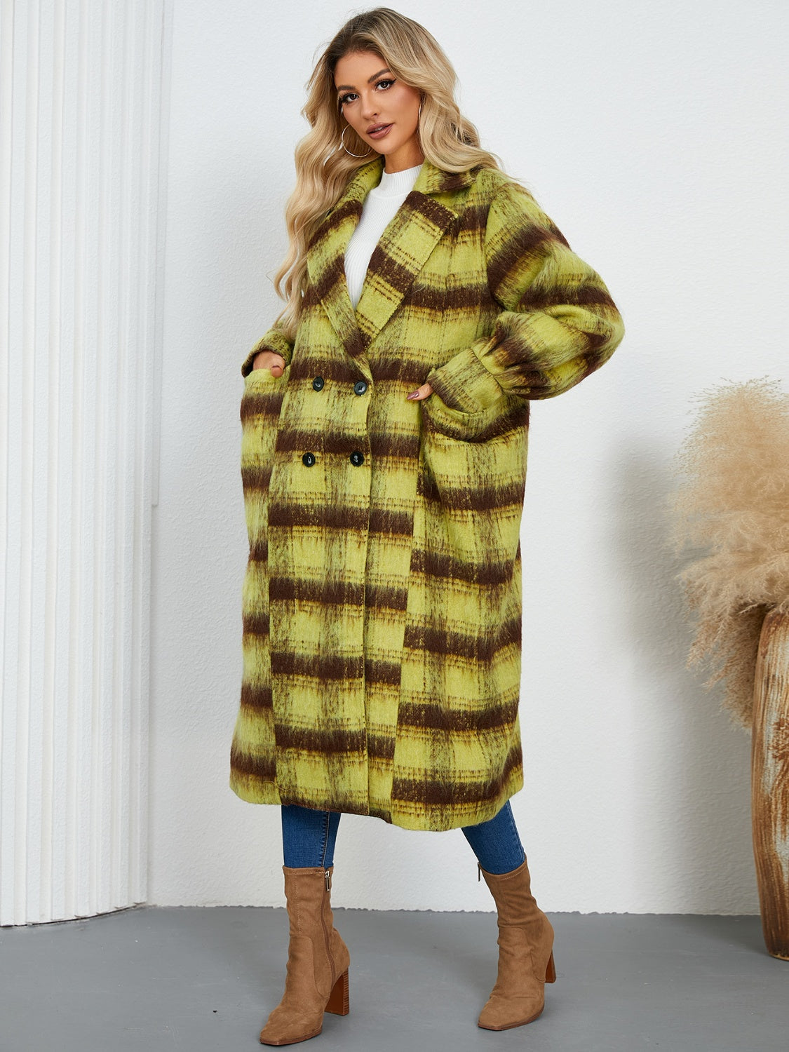 Rocio | Contrasting double breasted long sleeve coat