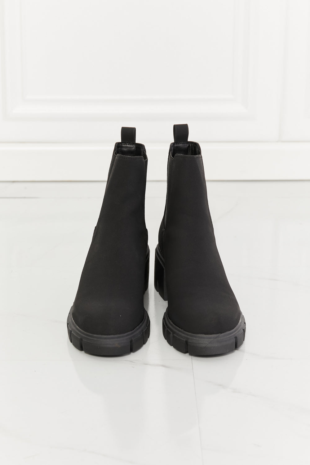 Esther | Fashionable and supportive orthopedic boots