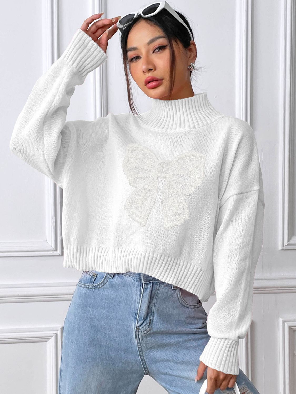 Rita | Turtleneck sweater with bow and long sleeves