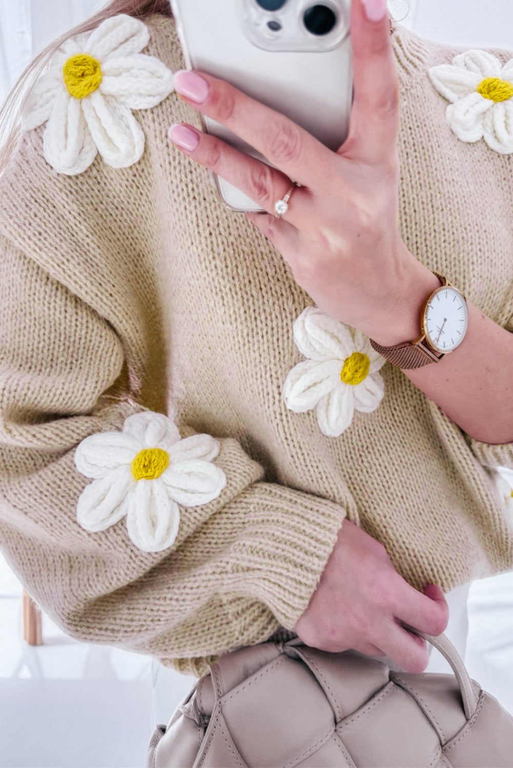 Romina | Fashionable and effortless winter sweater