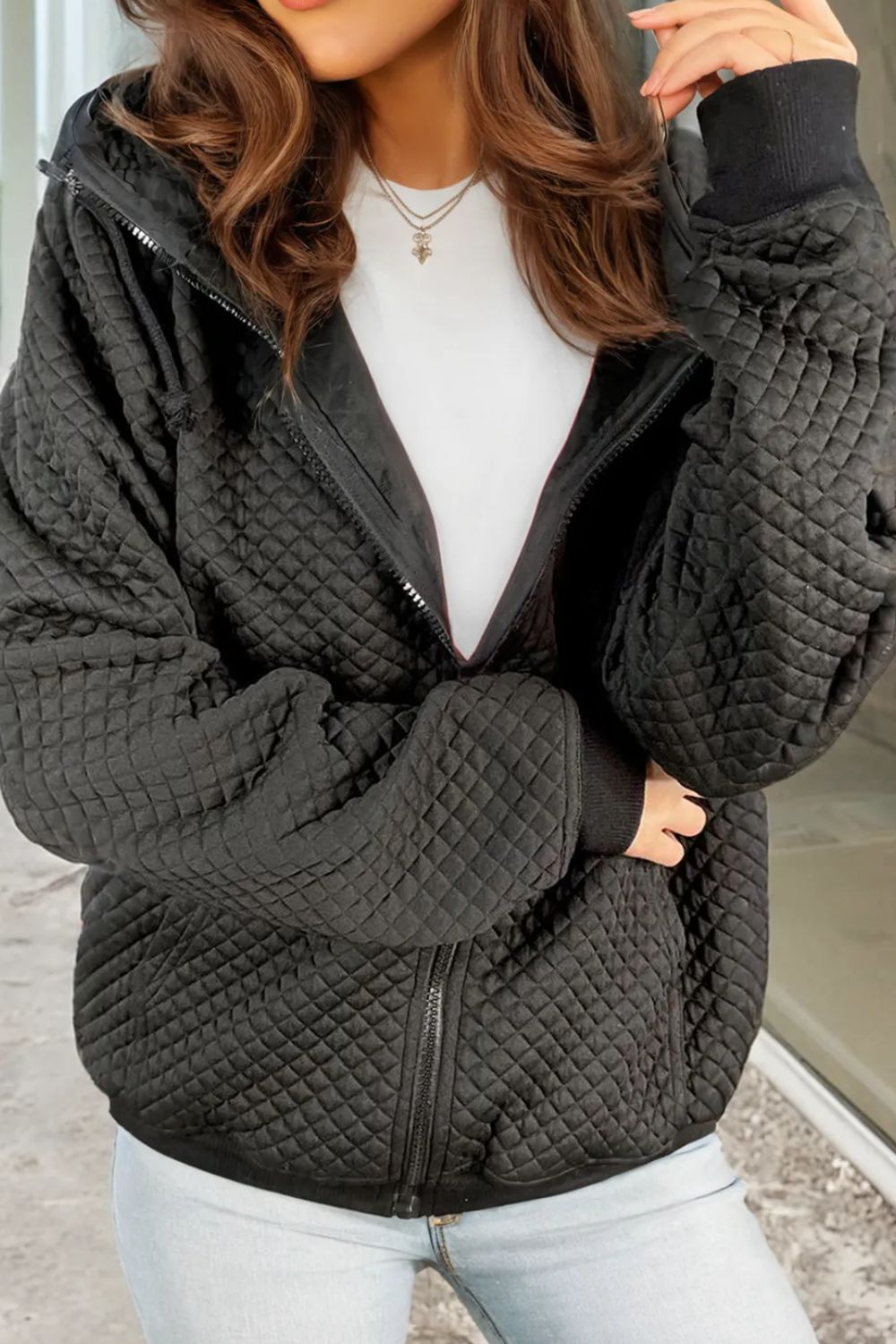 Lisette | Long sleeve hooded jacket with drawstring and zip fastening