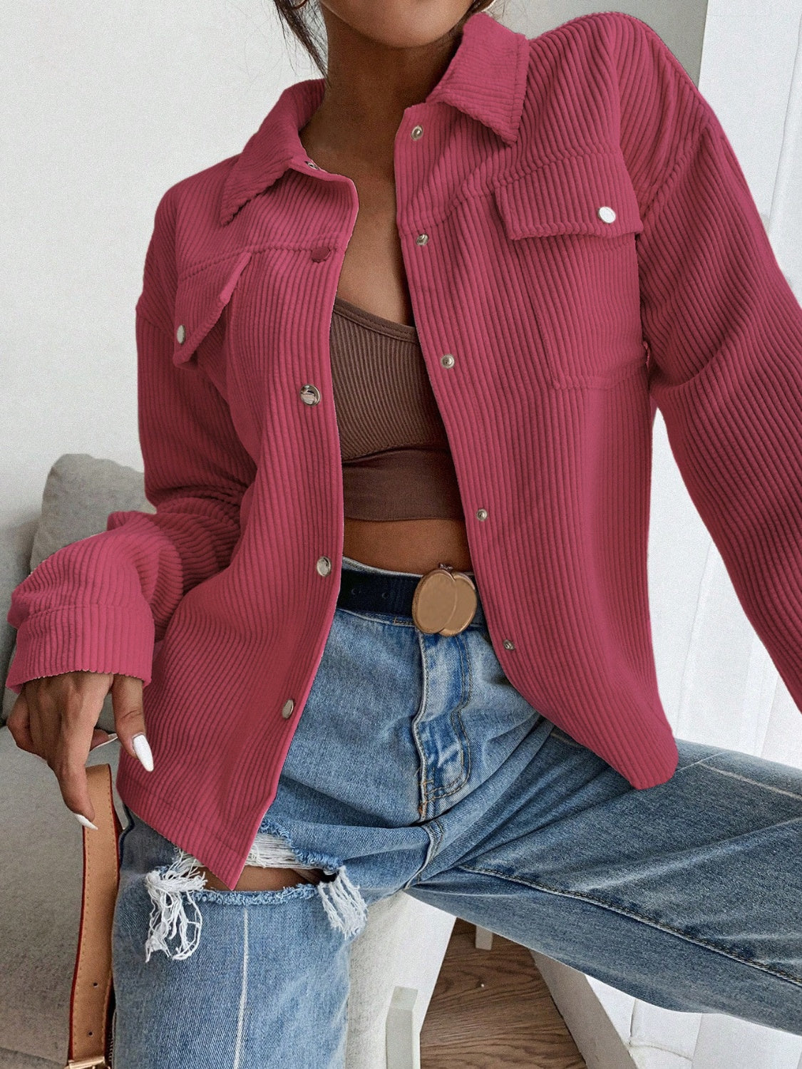 Estefanía | Honey colored down jacket with pockets and collar and snap fasteners