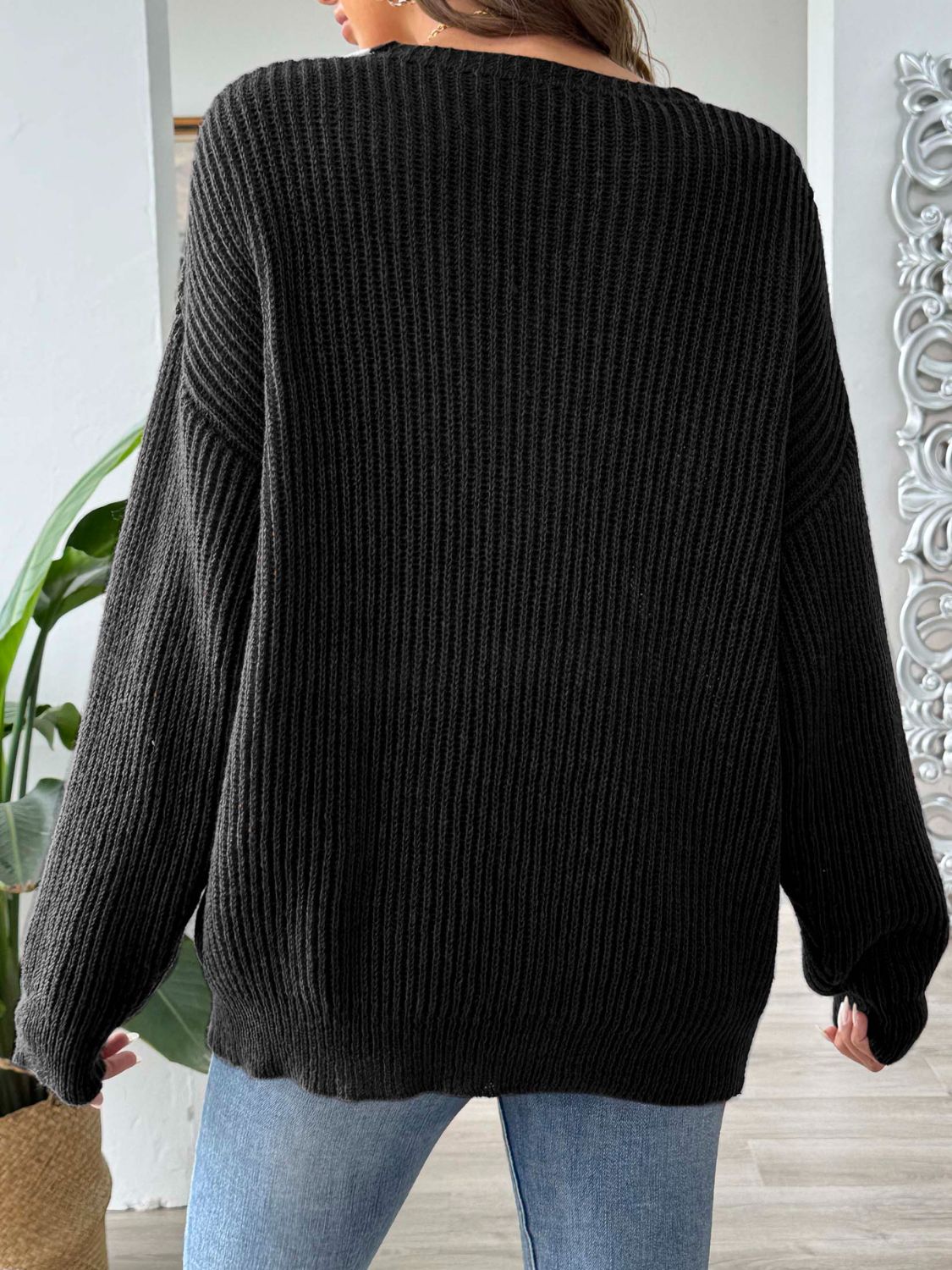 Martina | Contrasting colored sweater with long sleeves and dropped shoulders
