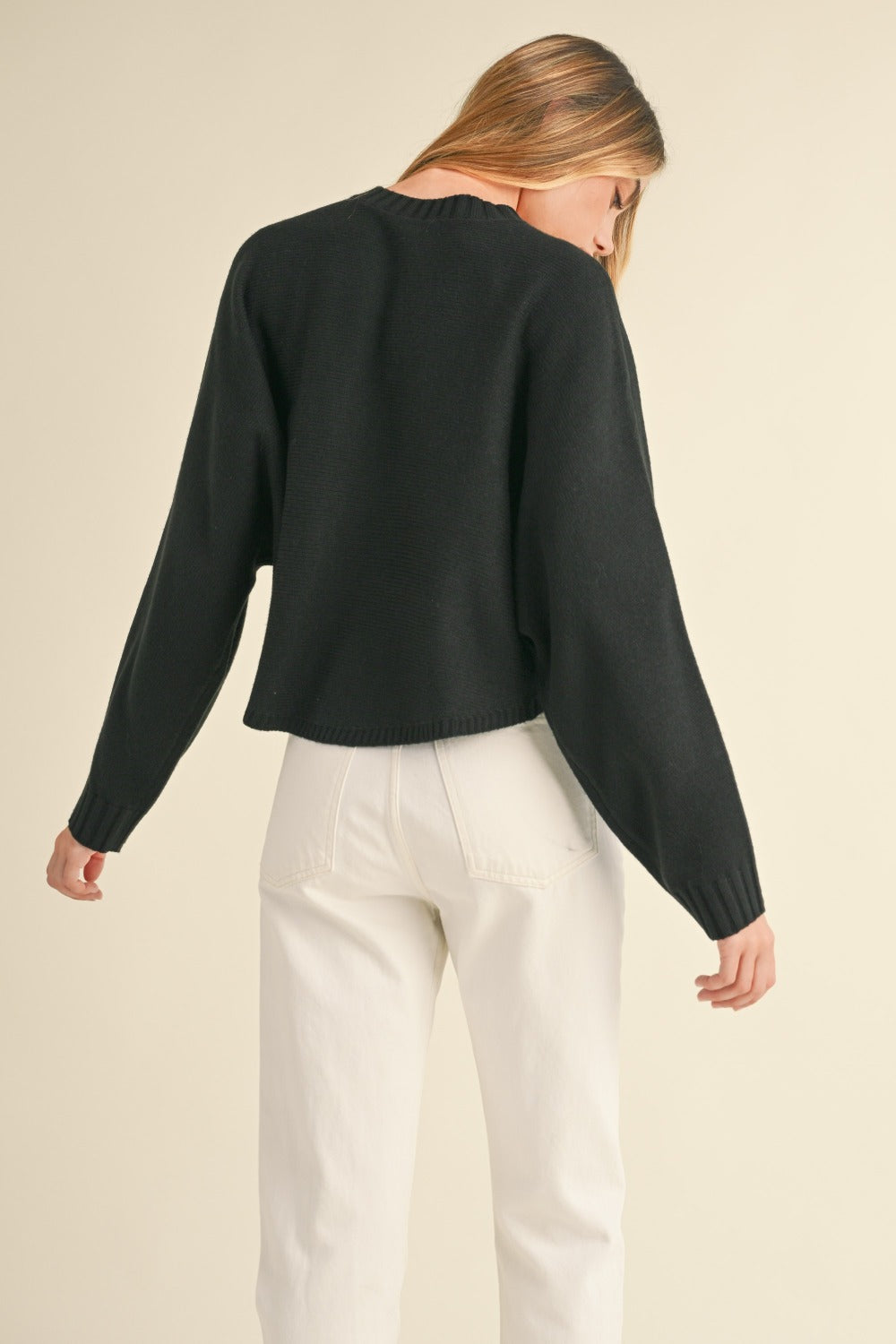 Irene | Short crew neck sweater with dolman sleeves from Mable