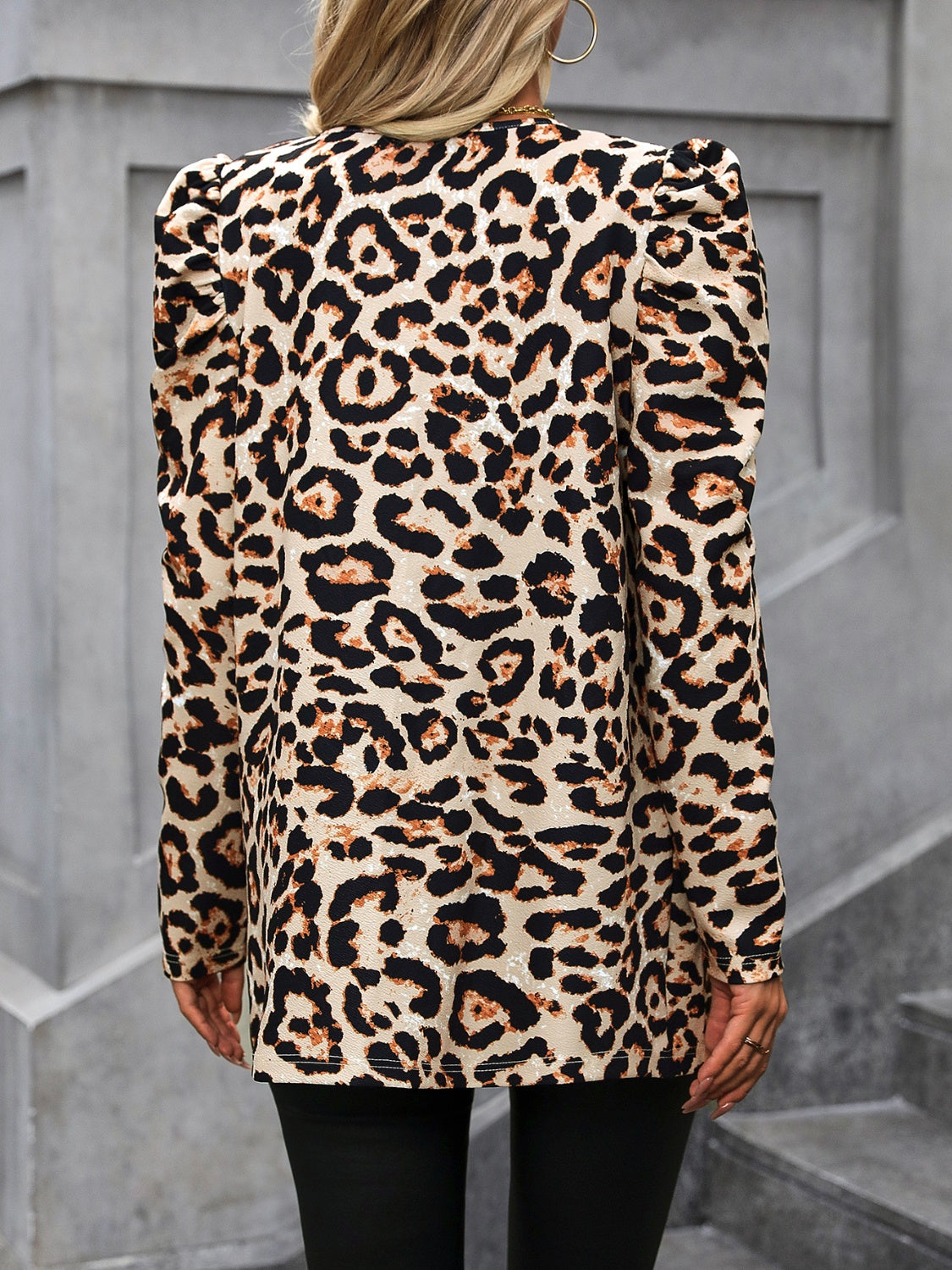 Marlies | Leopard print jacket with open puff sleeves at the front