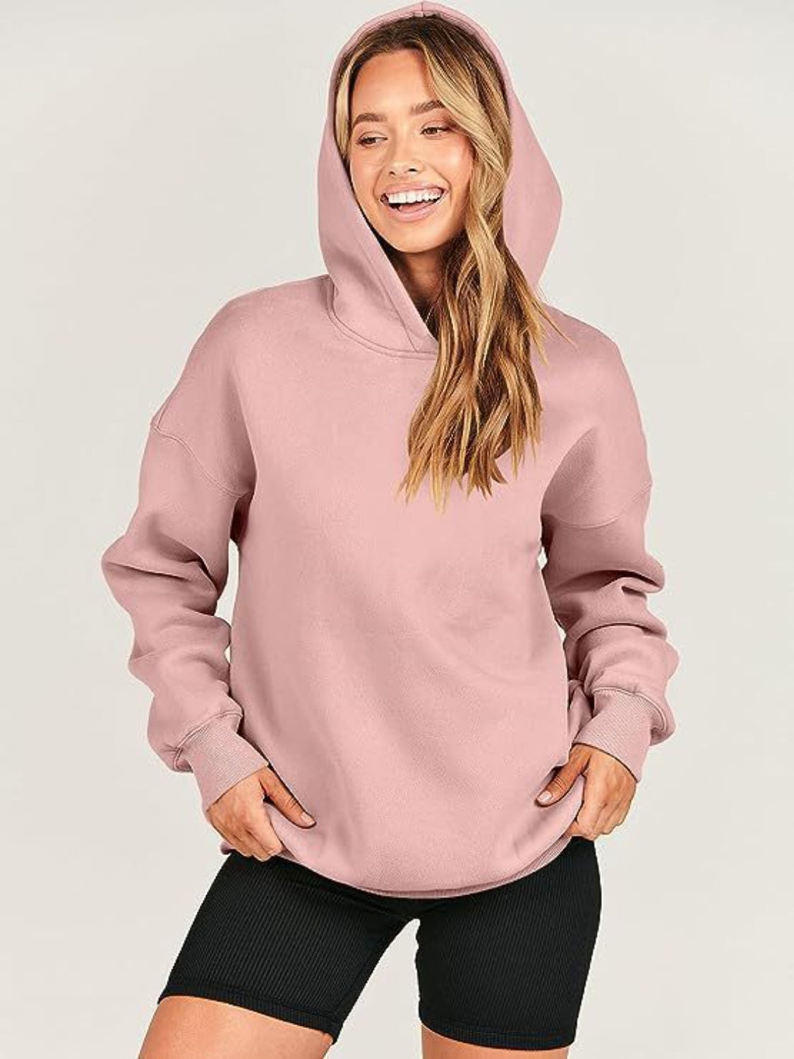 Melanie | Long-sleeved hoodie with dropped shoulders