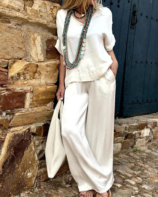 Brunella® | Heavenly White Blouse And Trousers Set With An Elegant Look