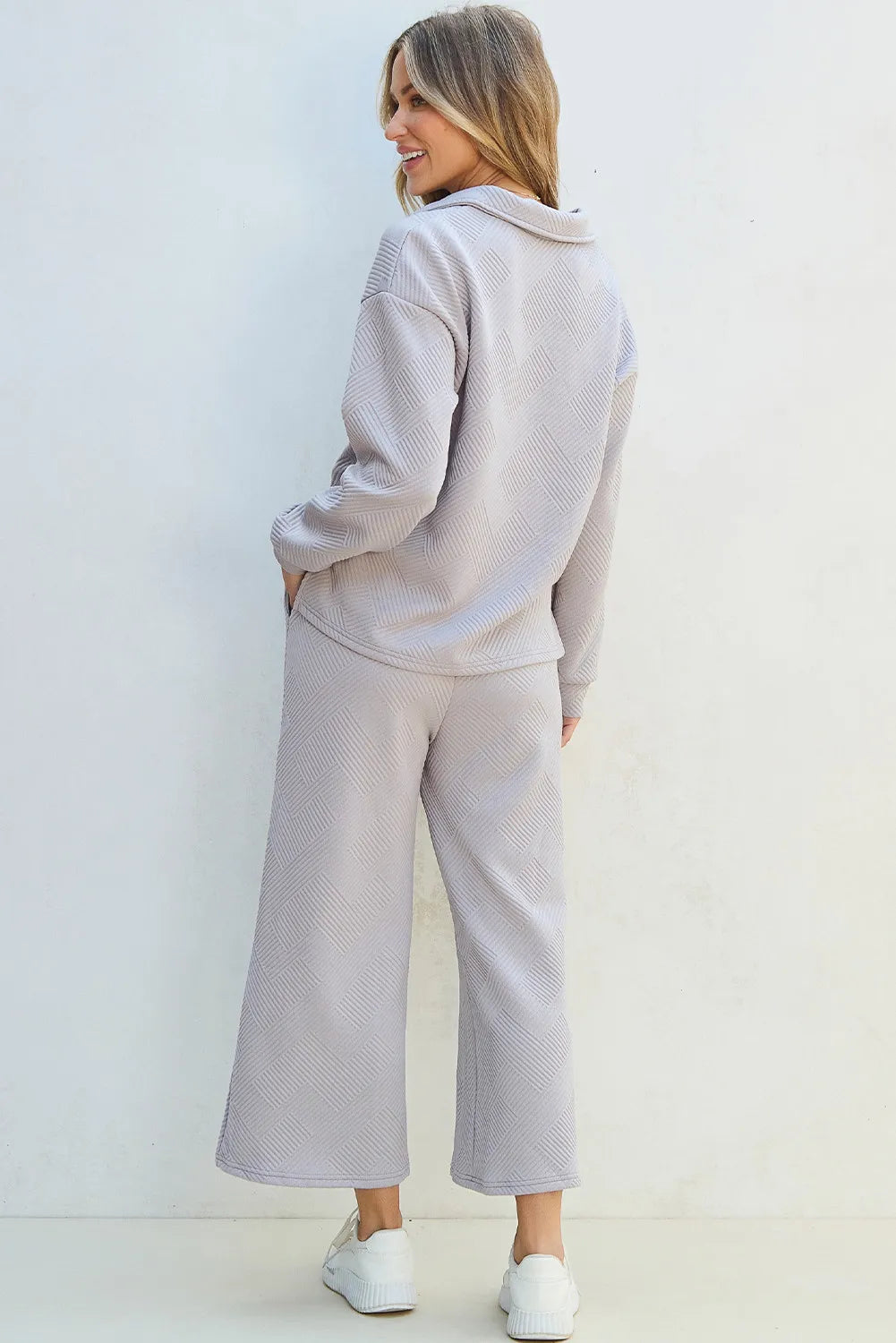 Viola | Set of structured long-sleeved shirt and drawstring trousers