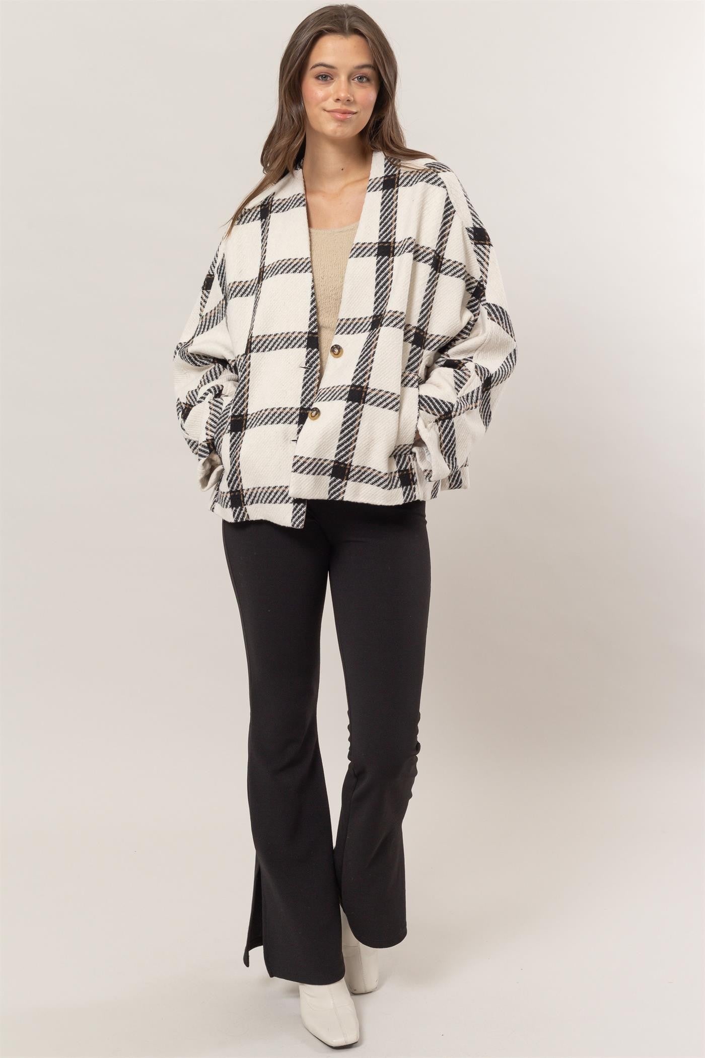 Norma | Checked long-sleeved jacket with side slit pockets