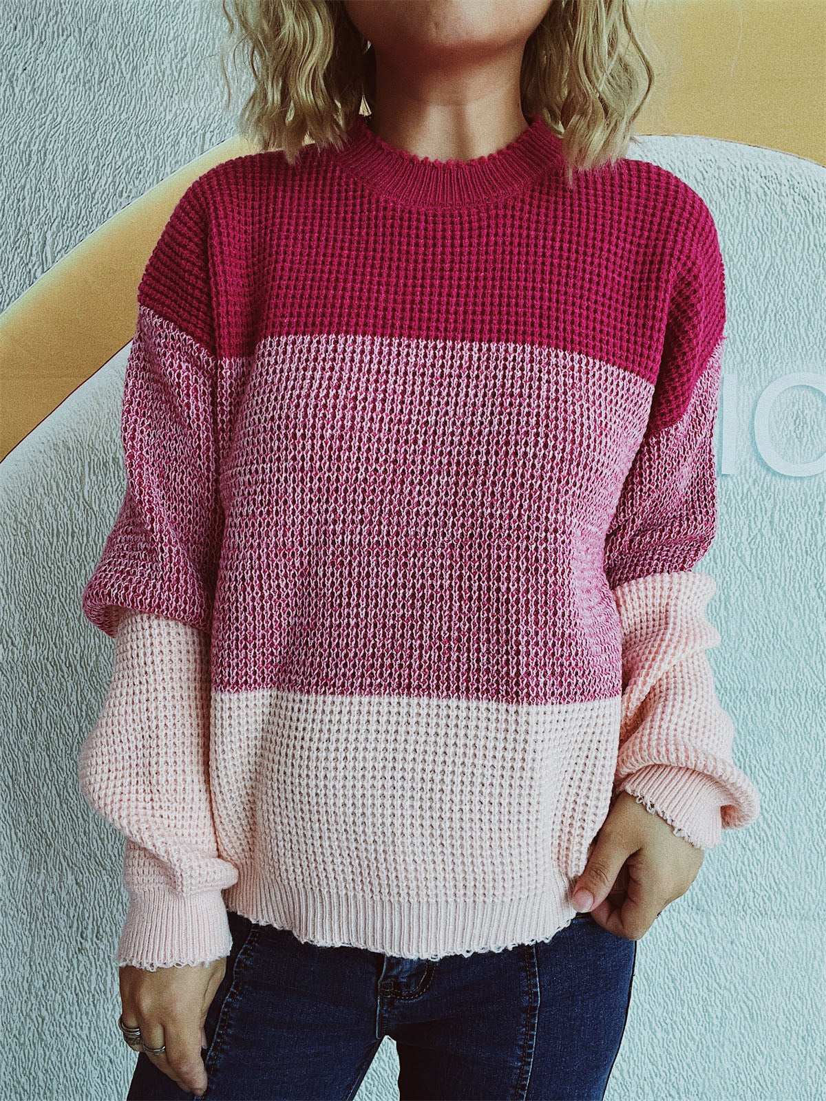 Emilie | Long sleeve sweater with a color block design