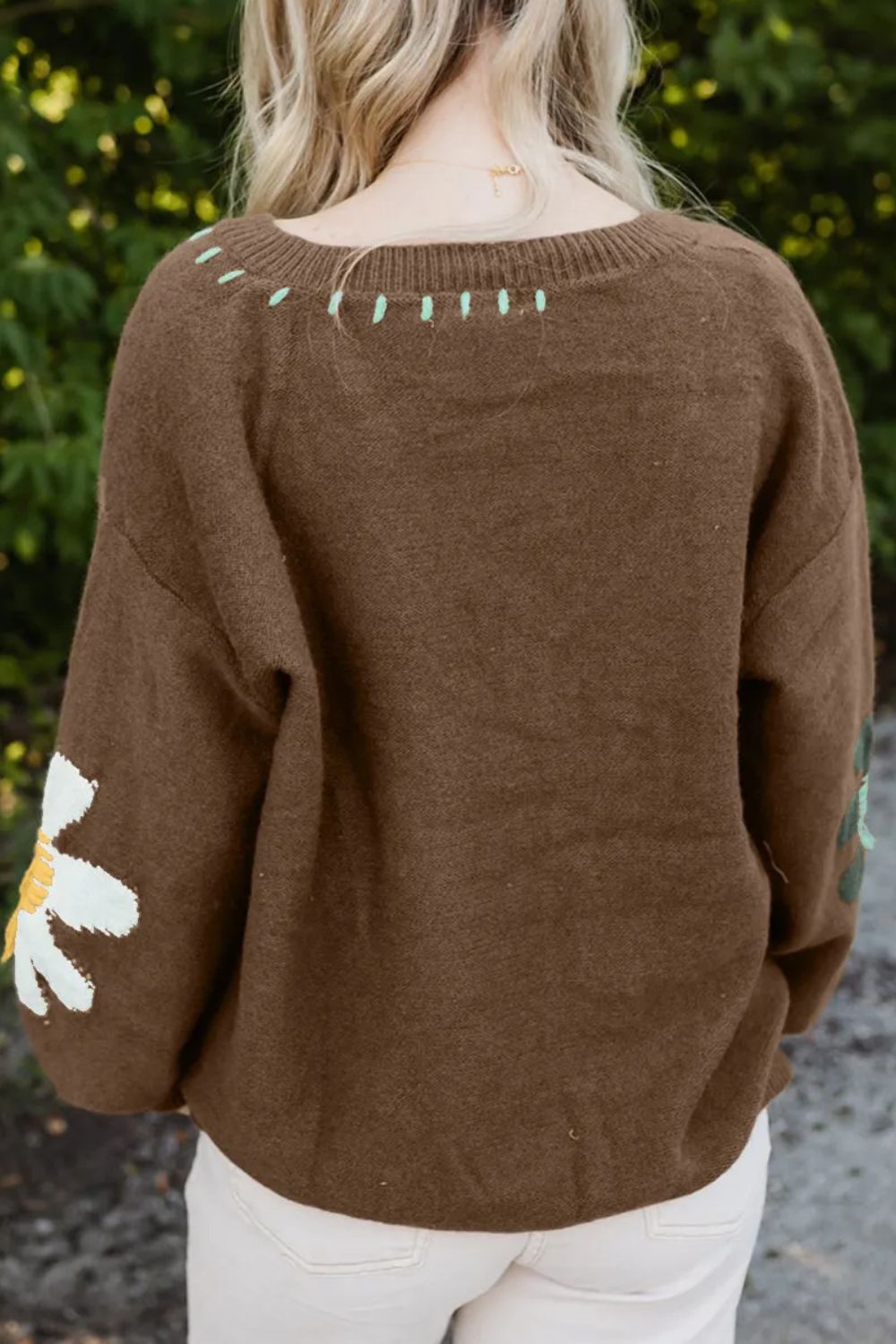Marta | Floral sweater with a V-neck and dropped shoulders