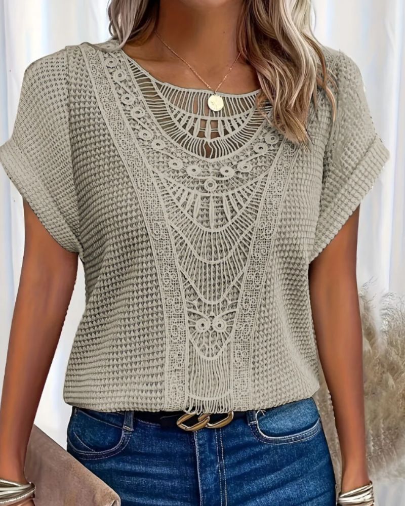 Ashia® | Lace Top For A Chic Summer Look