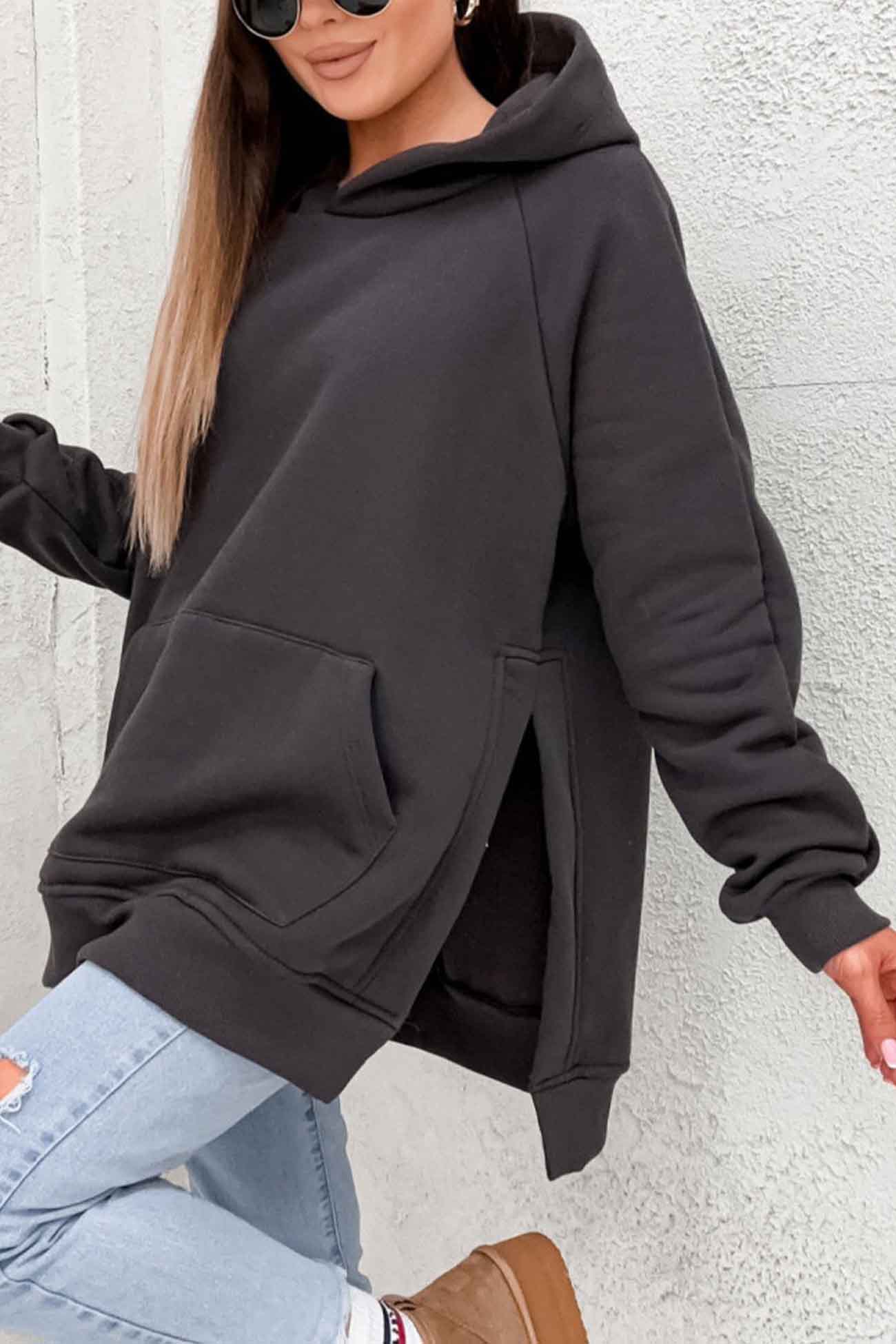 Larissa | Solid color hoodie with pocket slit