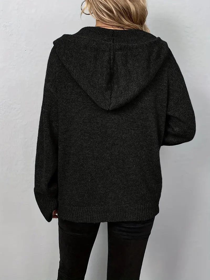 Regina| Timeless and elegant winter cardigan
