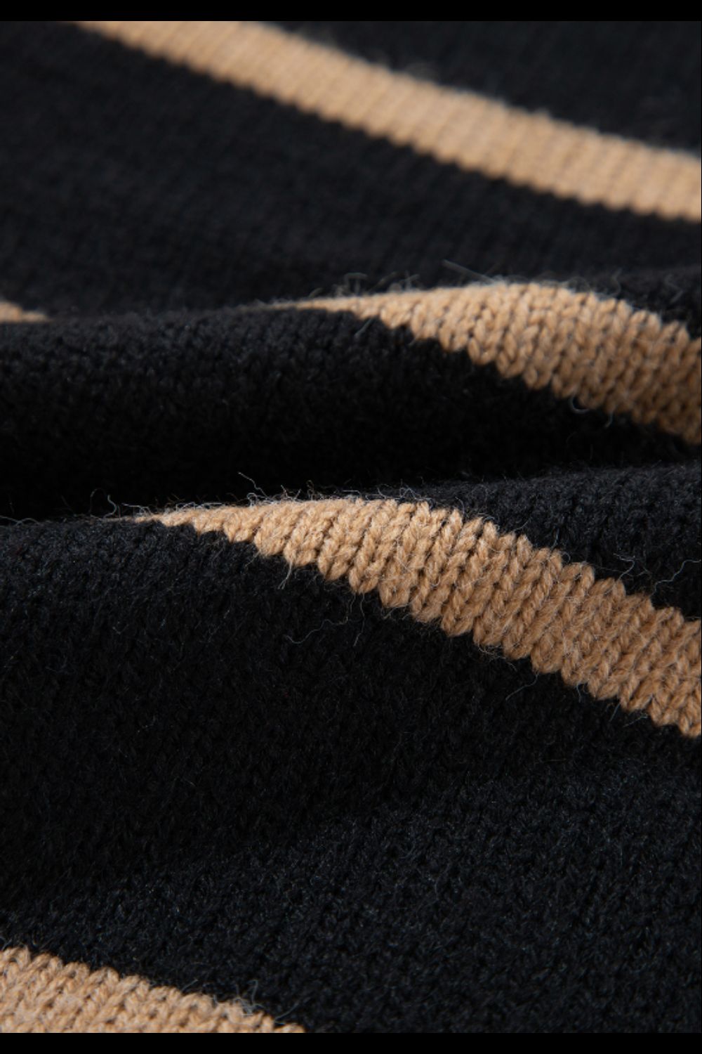 Renata | Striped, long-sleeved cardigan with button placket