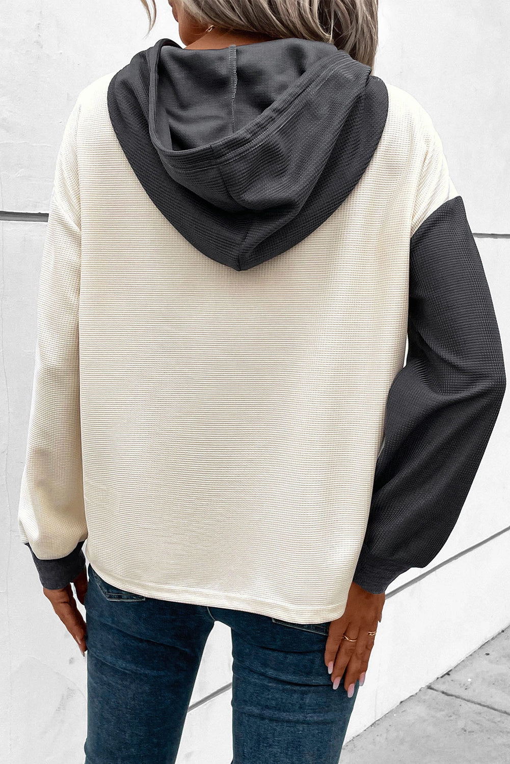 Paulina | Fashionable and minimalist winter hoodie