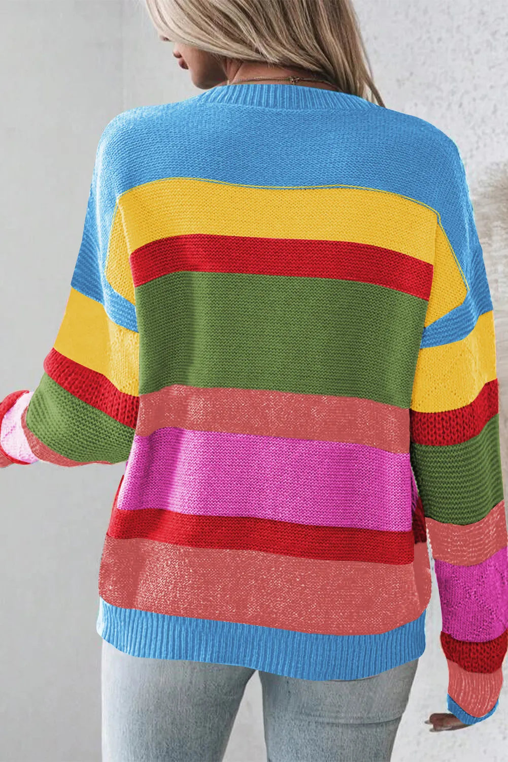 Monica | Contrast sweater with a crew neck and dropped shoulders