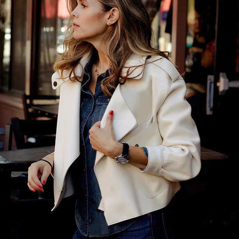 Eugenia | and elegant leather jacket