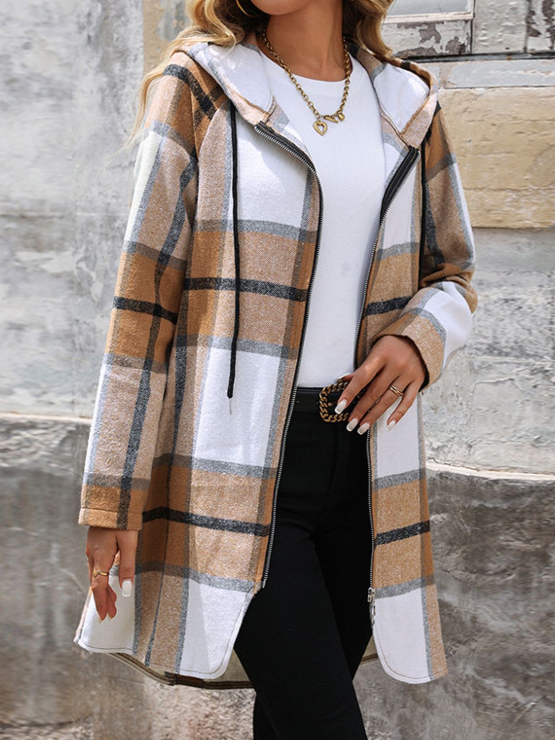 Lorena | Long sleeve hooded outerwear with drawstring and check zip