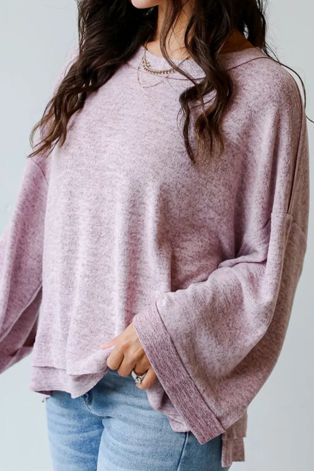 Marita | Long sleeve top with exposed seam and crew neck