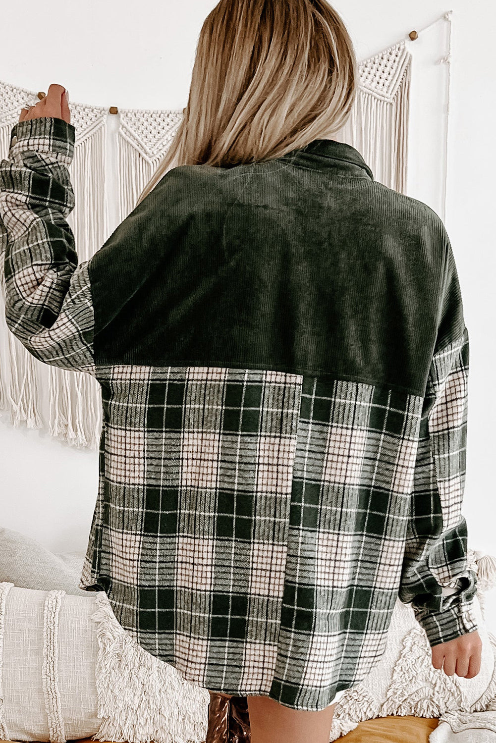 Juliana | Trendy and elegant winter clothing item