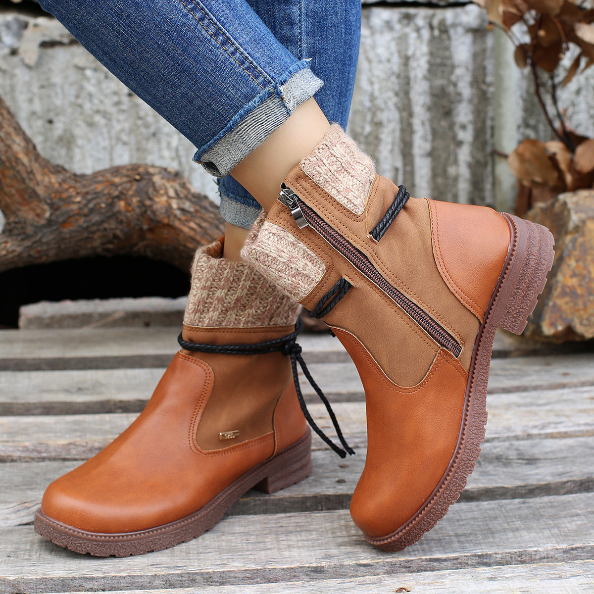 Daniela | PU leather boots with side zip