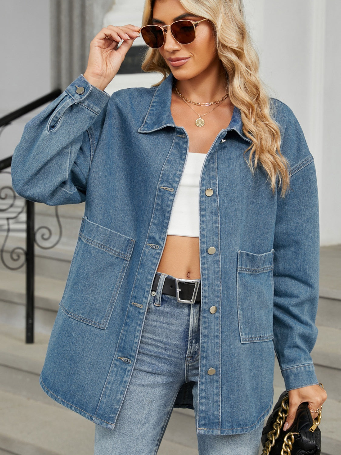 Claudine | Long-sleeved denim jacket with detachable hood and button placket