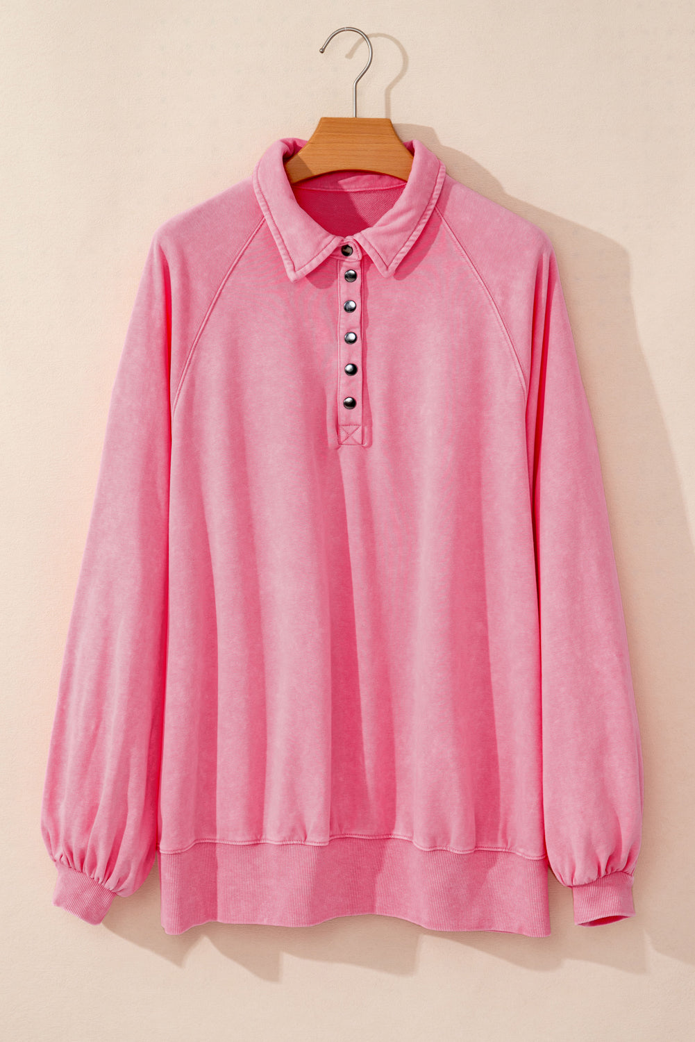Valeria | Oversized sweatshirt with buttons and balloon sleeves