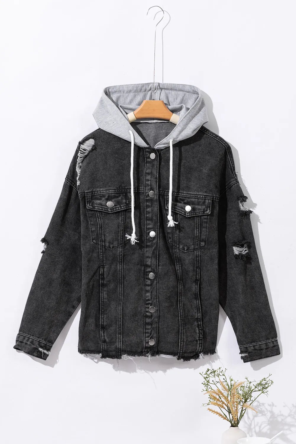 Rocio | Long sleeve denim jacket with hood and drawstring in a distressed look