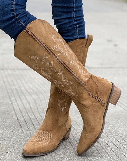 Ivette | High boots with equestrian embroidery