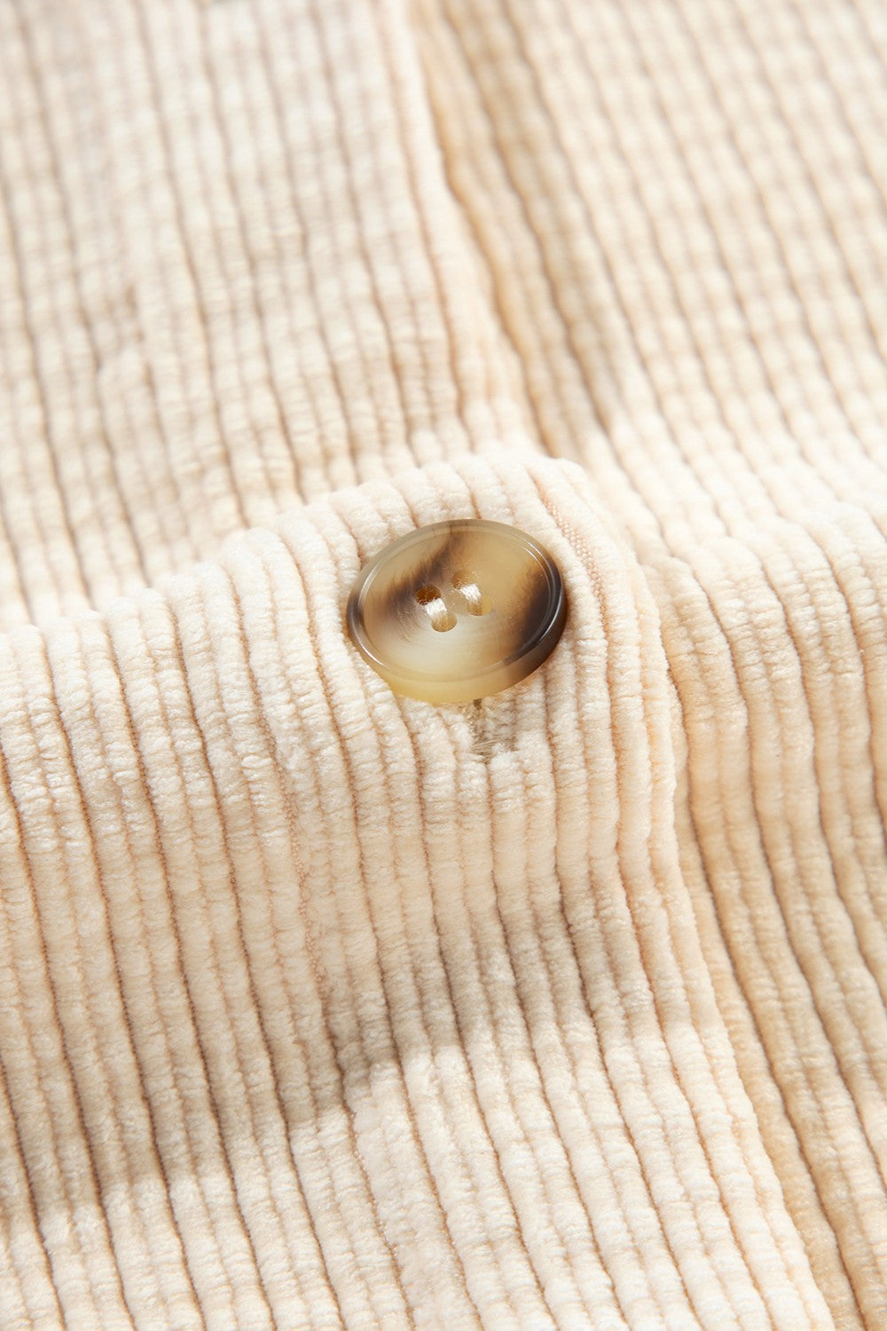 Nayeli | Buttoned, low shoulder jacket with pockets