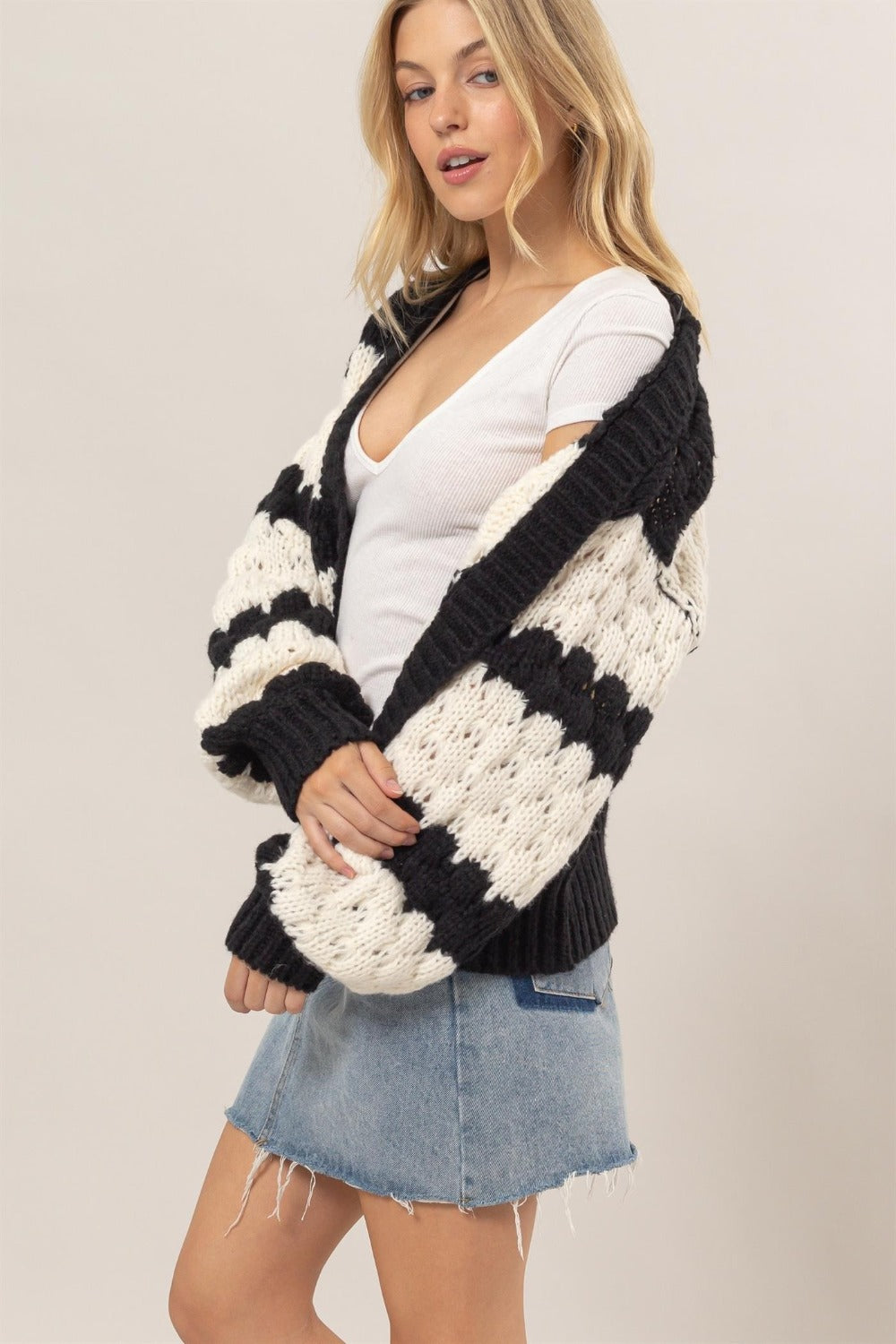 Noemí | Long sleeve scalloped sweater cardigan with open front