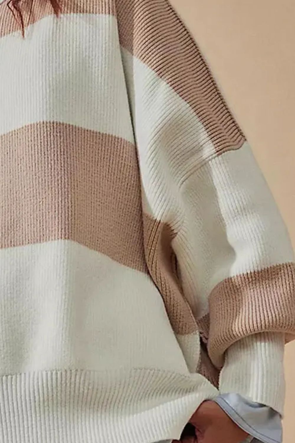 Bruna | Color block sweater with a crew neck and long sleeves