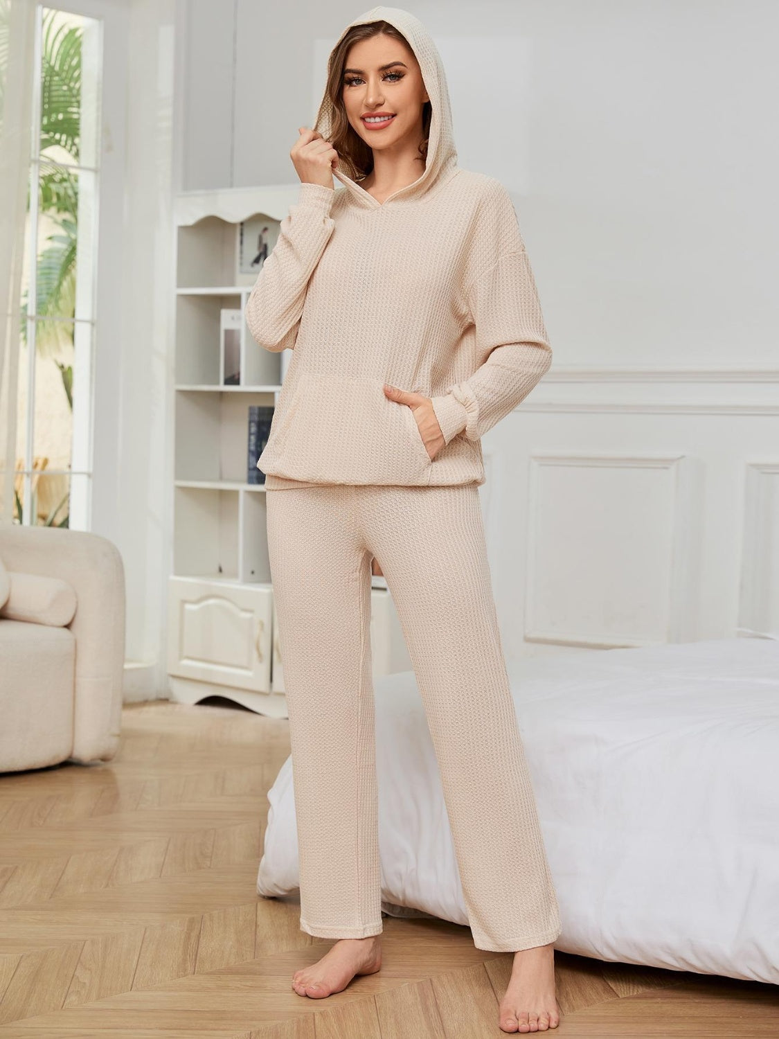 Zahira | Long-sleeved hoodie and drop-shoulder trousers set
