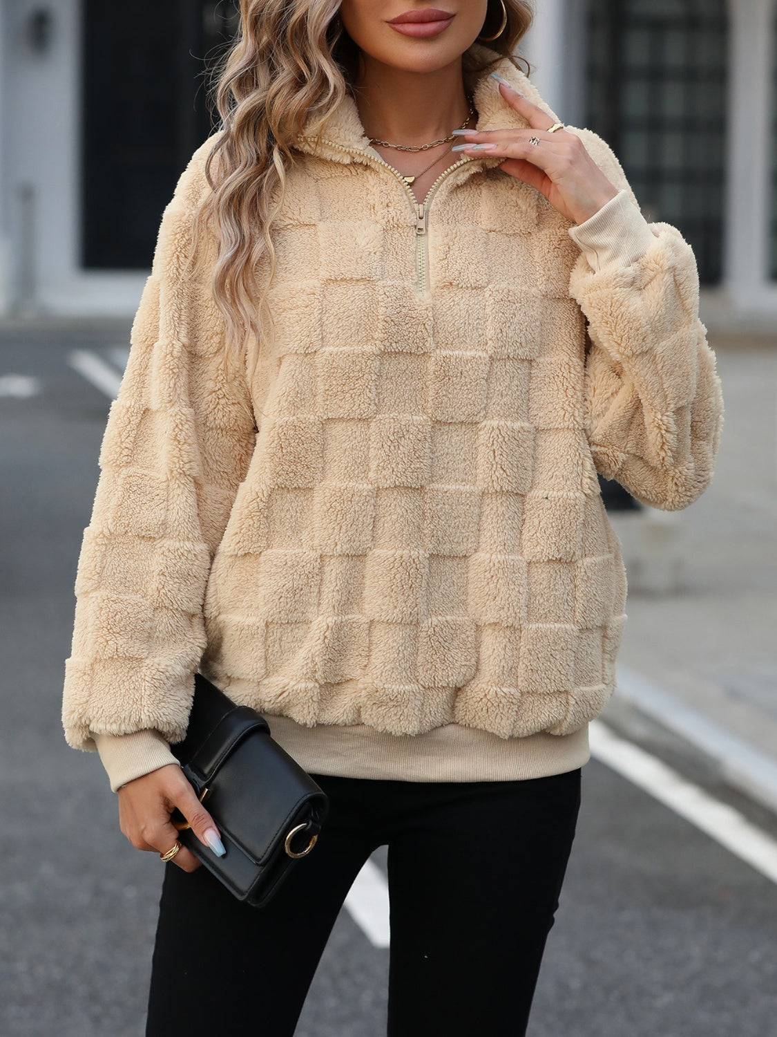 Monica | Fluffy long-sleeved quarter-zip sweatshirt