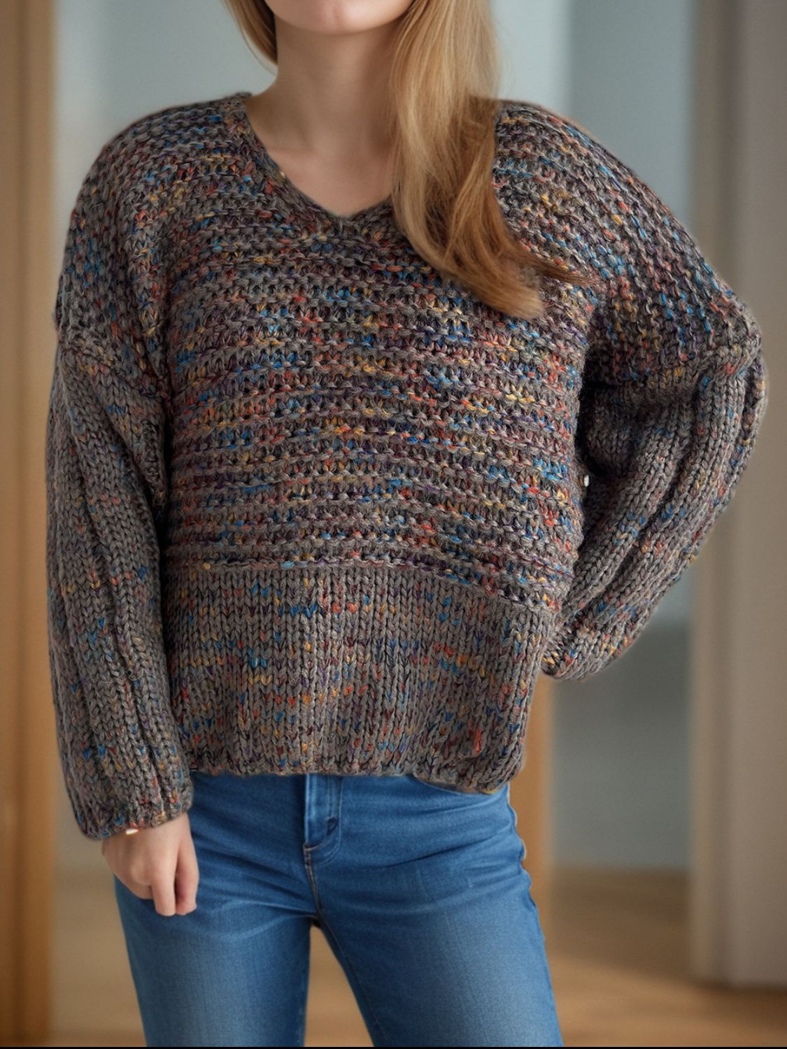 Iliana | Long-sleeved sweater with low shoulders