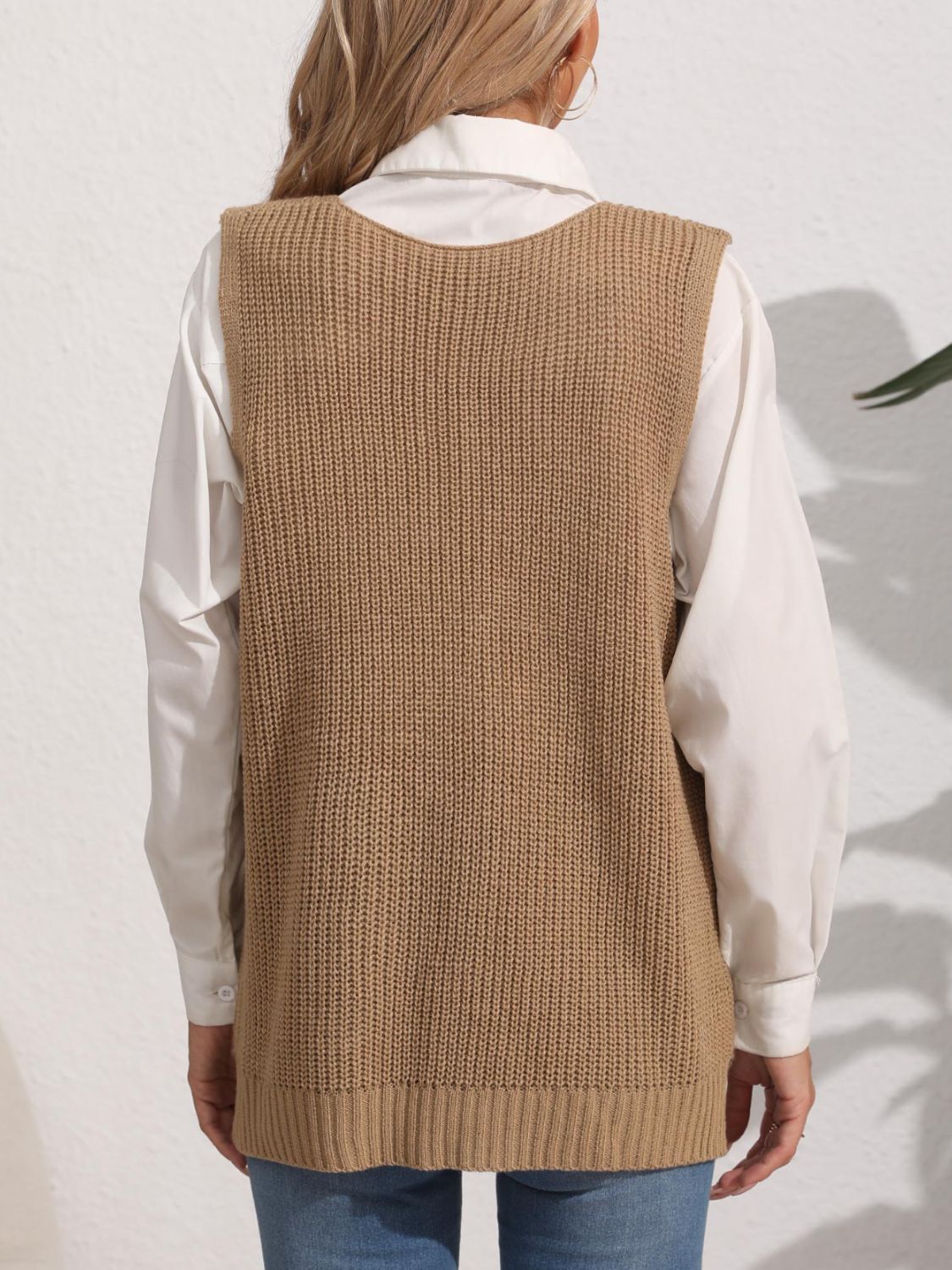 Johanna | Sweater vest with pockets and V-neck