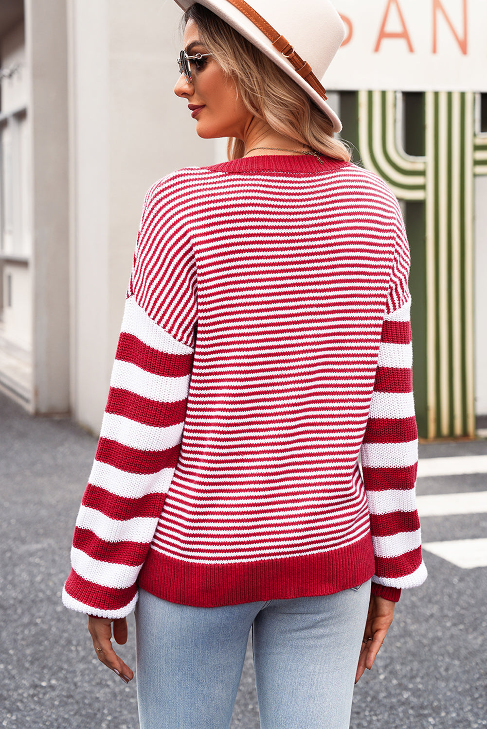 Leonor | Classic and stylish winter sweater