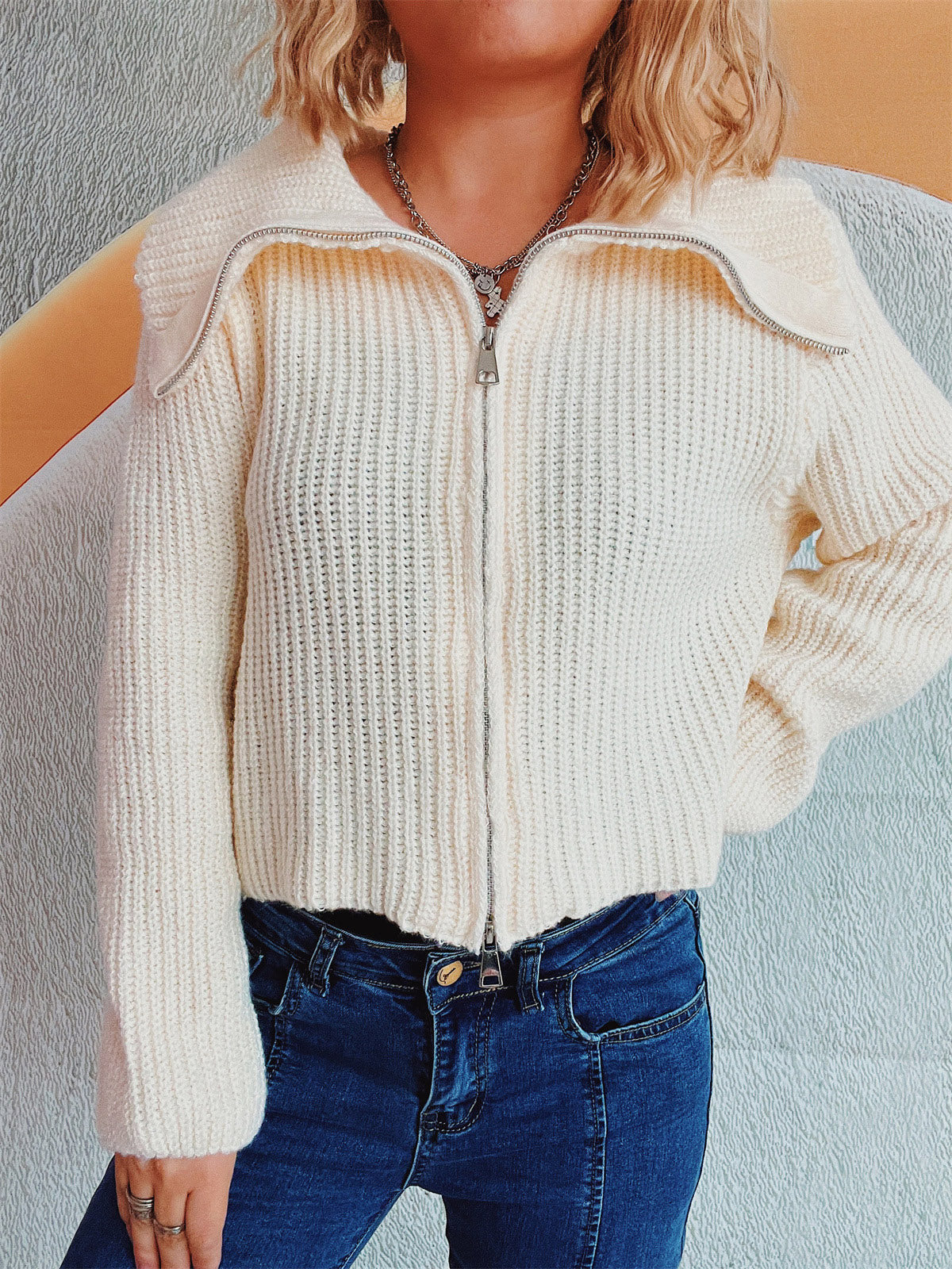 Estefanía | Long-sleeved cardigan with collar and zip