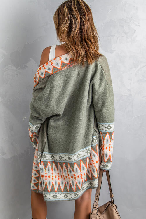 Verónica| Simple and stylish winter cardigan