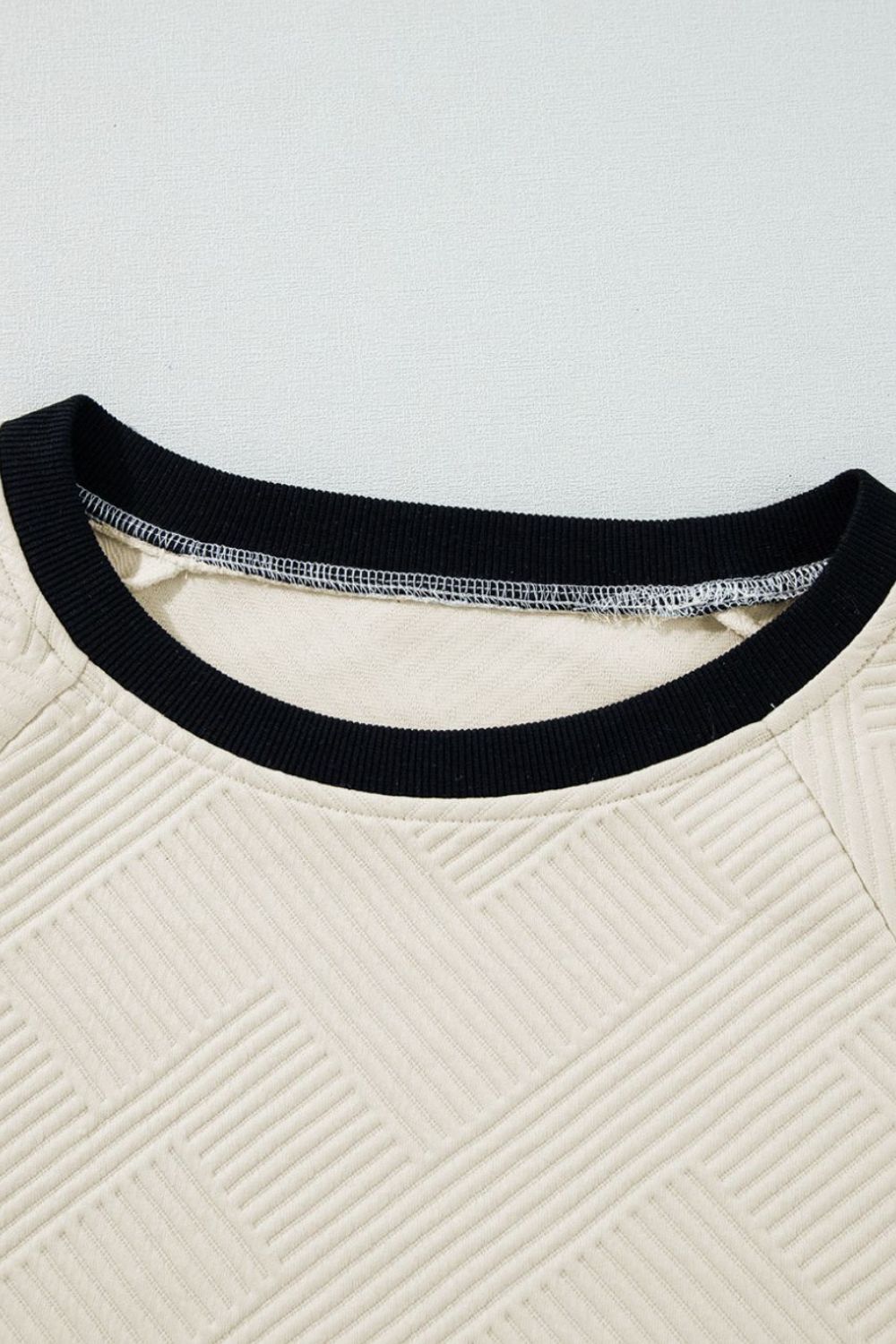 Azucena | Long-sleeved sweatshirt with textured contrast