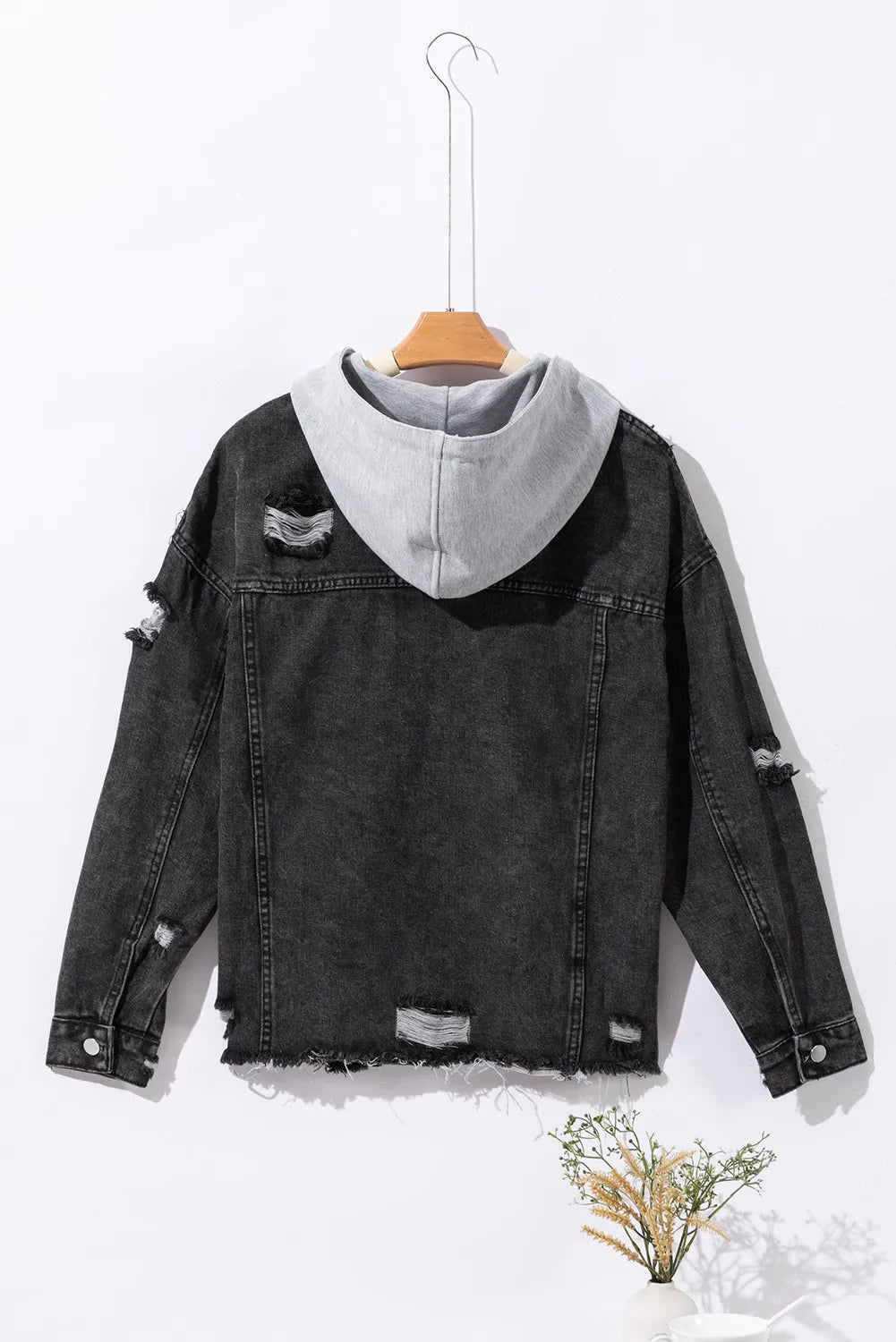 Rocio | Long sleeve denim jacket with hood and drawstring in a distressed look