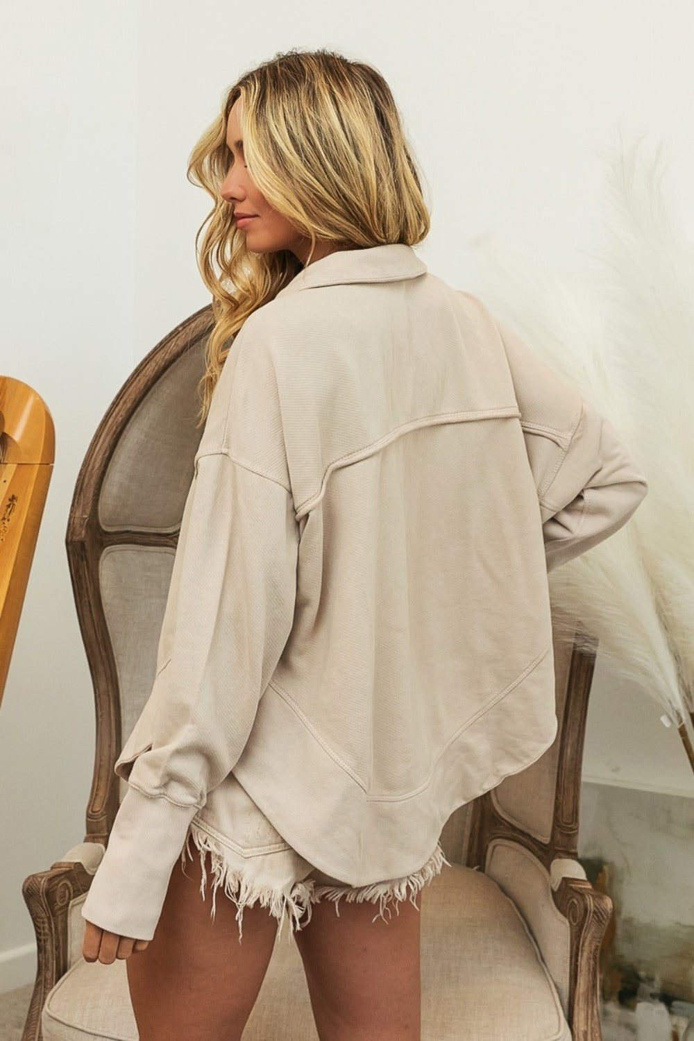 Silvia | Washed sweatshirt with thumbhole cuffs