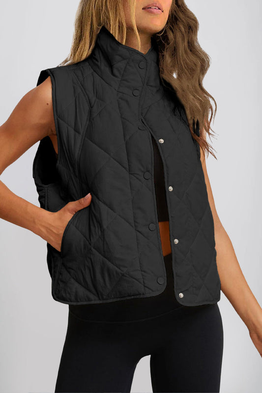 Maite | Vest with snap-down structure and pockets