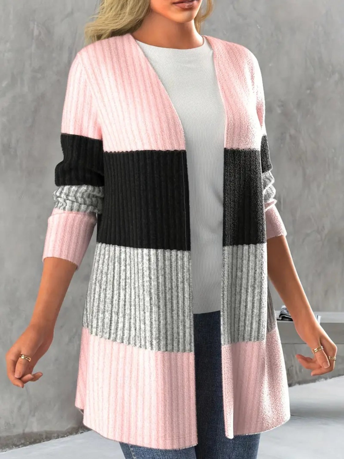 Carmen | Color block cardigan with open front and long sleeves