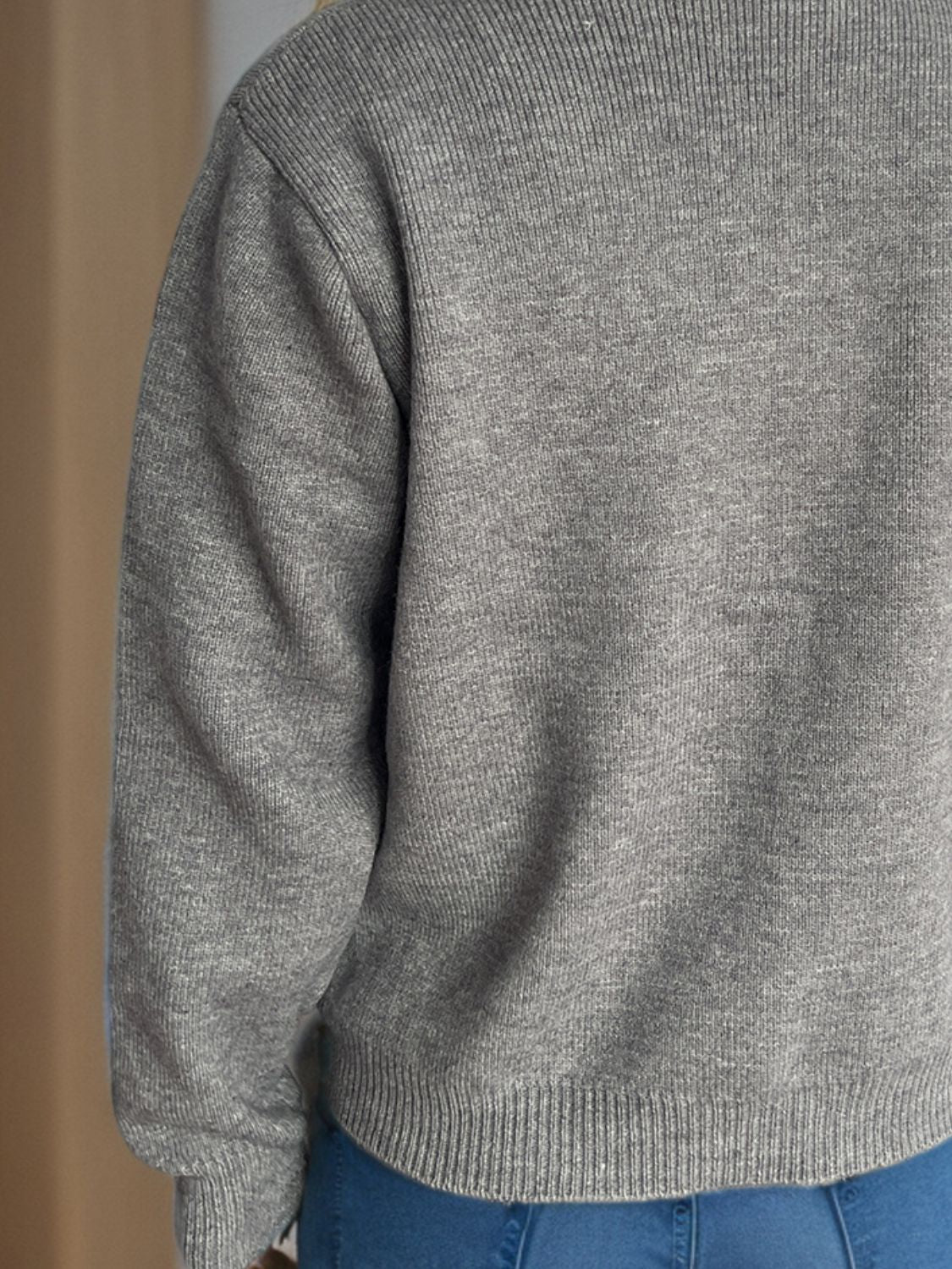 Eulalia | Long sleeve cardigan with buttons and pockets