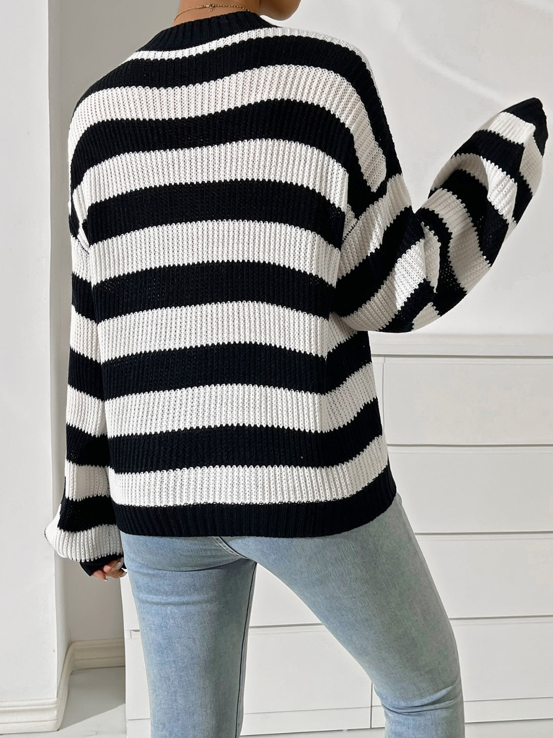 Leonor | Modern and fashionable winter sweater