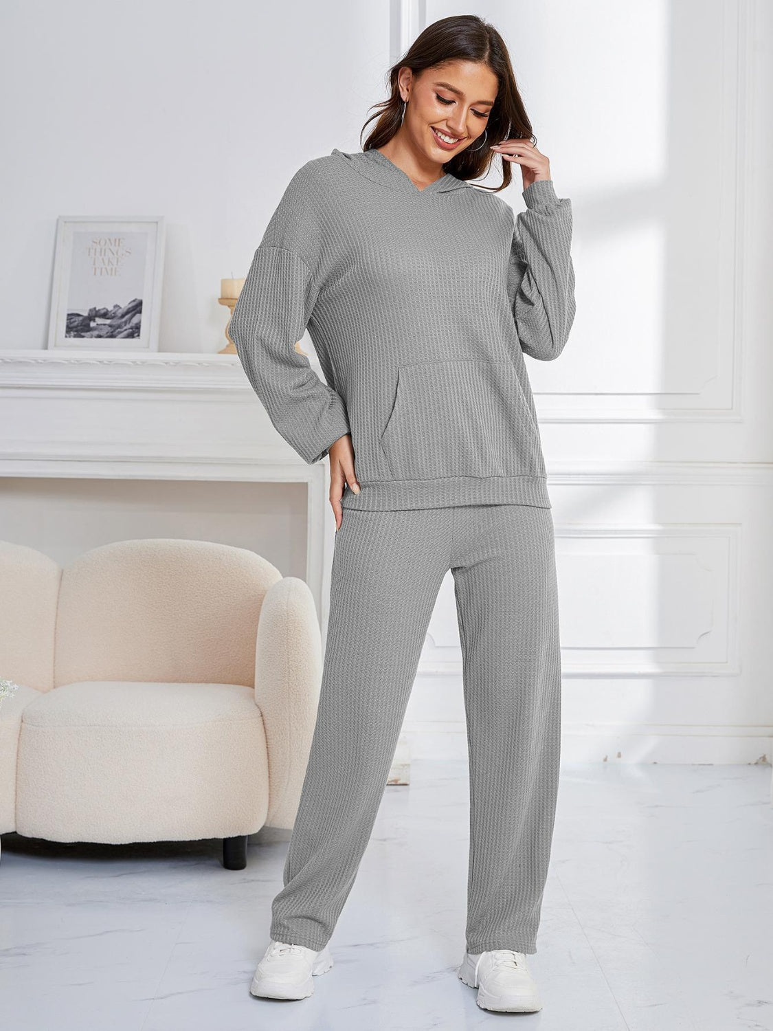 Zahira | Long-sleeved hoodie and drop-shoulder trousers set