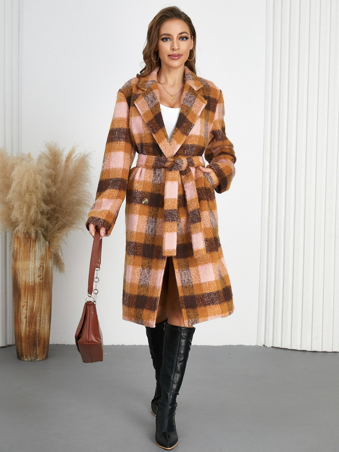 Romina | Tied checked coat with collar