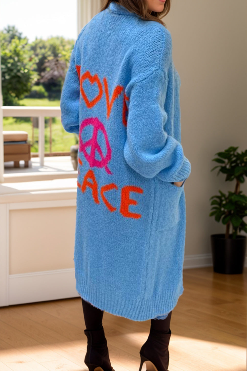 Clara | Long-sleeved peace sign cardigan